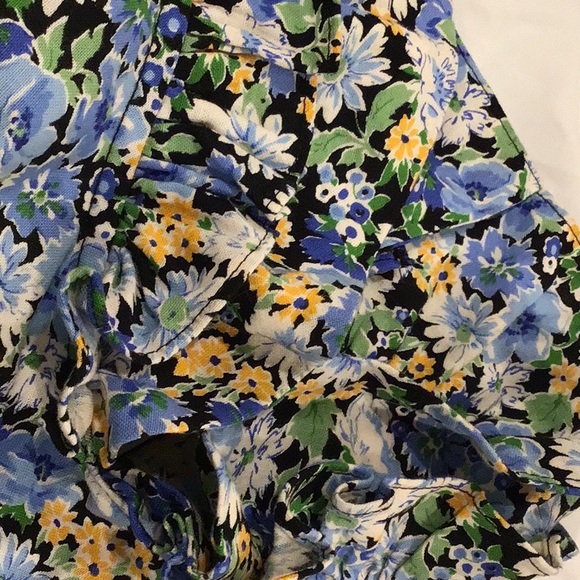 Dress - Picture 6 of 6